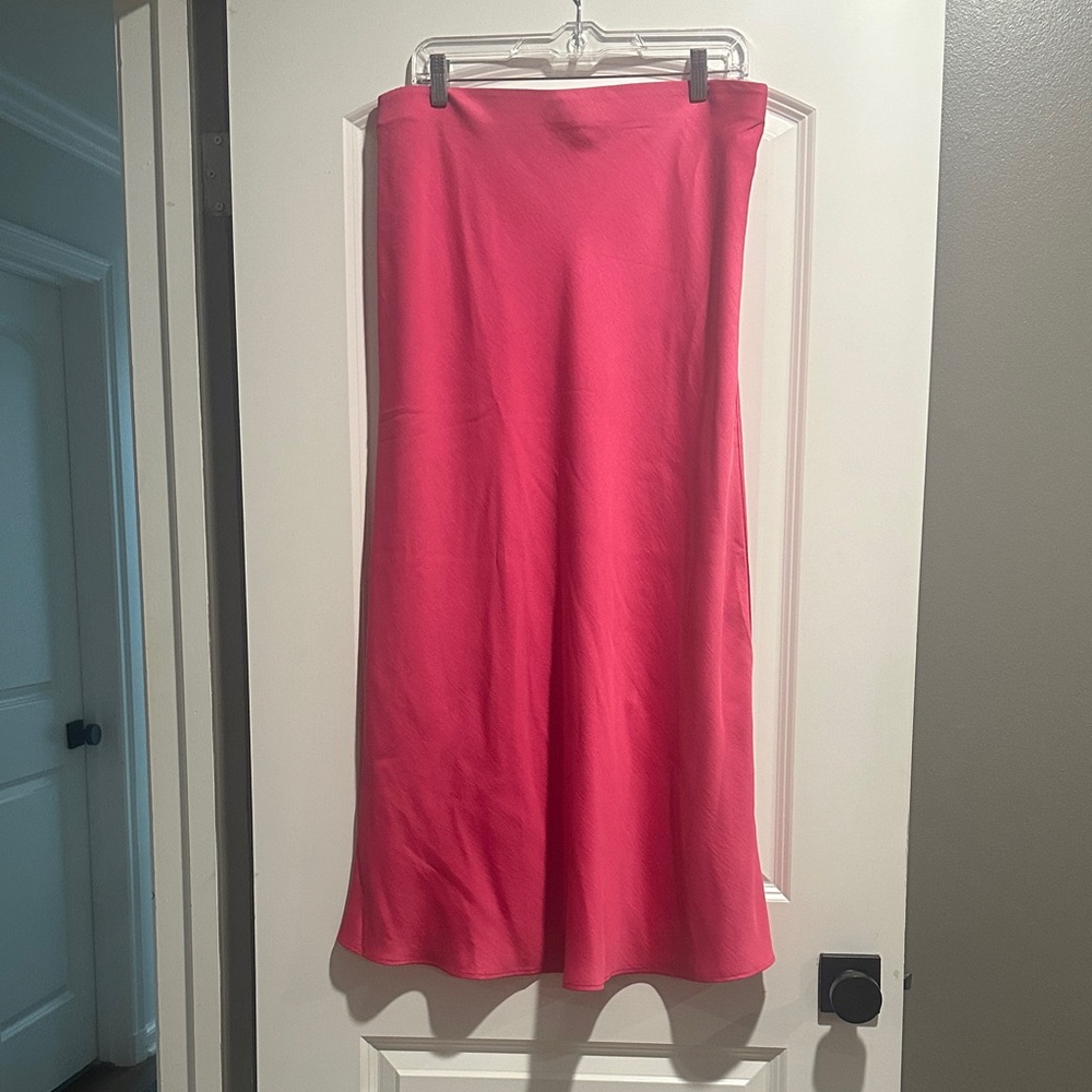 Loft satin Pink Women's Skirt
